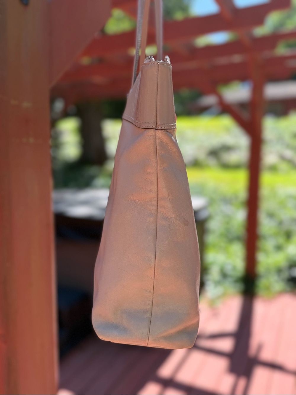 LOW START COACH Vintage Laura Leather Tote w/ Embossed Front Includes 2 Hang tag - Picture 4 of 15